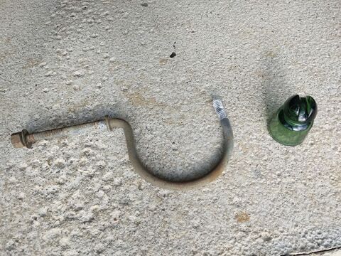 Isolateur ELECTRO VERRE avec bras m�tal 20 Boisset-et-Gaujac (30)