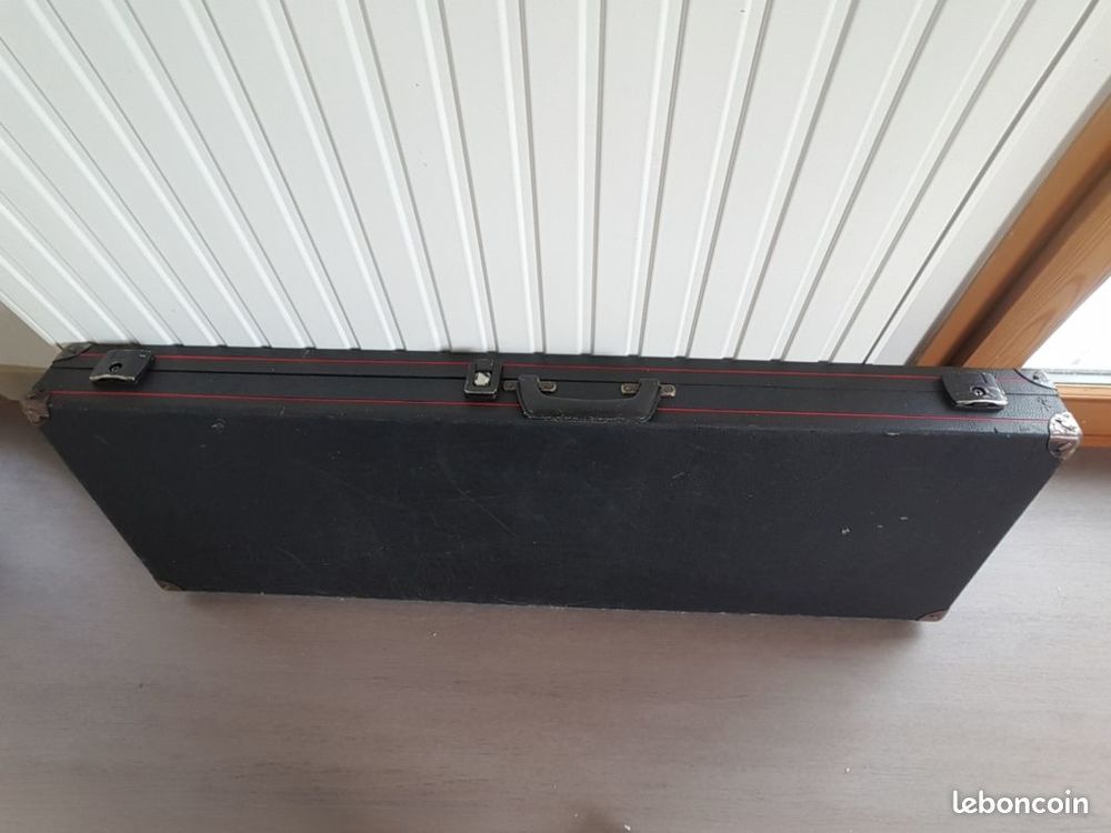 Guitare &eacute;lectrique haut de gamme Overland Luthier Avignon 90 Instruments de musique