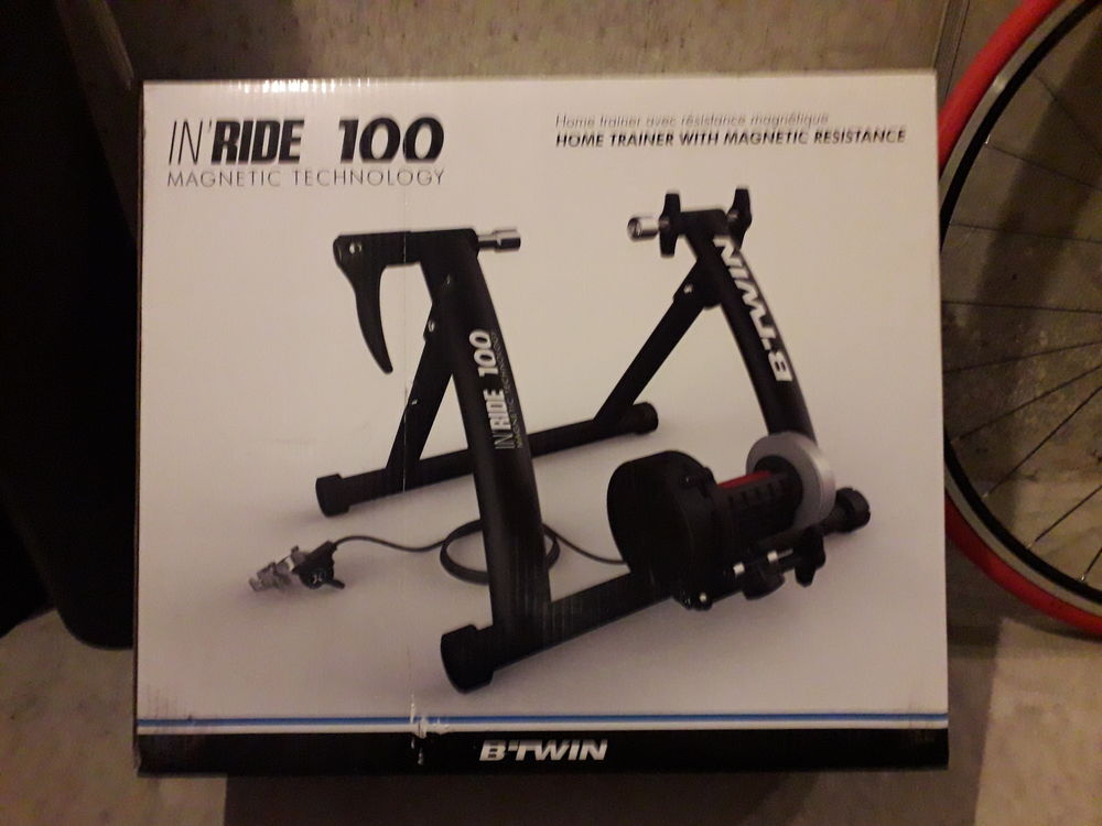 Home Trainer Pour V&eacute;lo Avec Accessoires Vlos