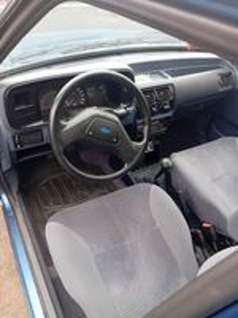 Escort 1.6 ghia 1987 occasion 59114 Saint-Sylvestre-Cappel