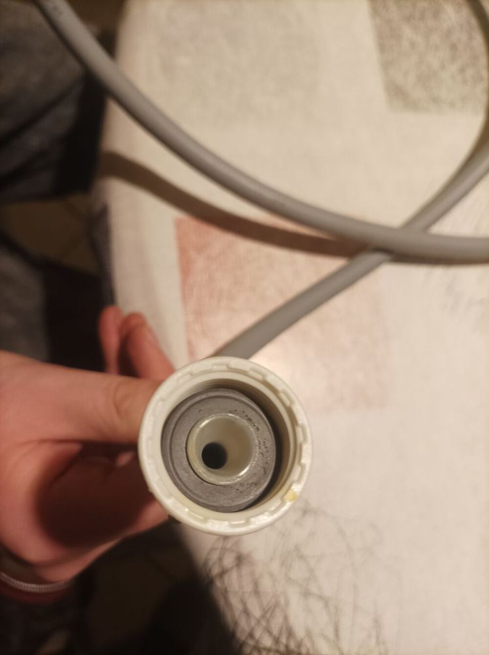
Tuyau d'entr&eacute;e pour lave linge et lave vaisselle Bricolage