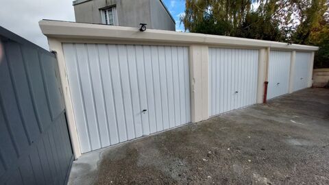  Parking / Garage  louer 15 m