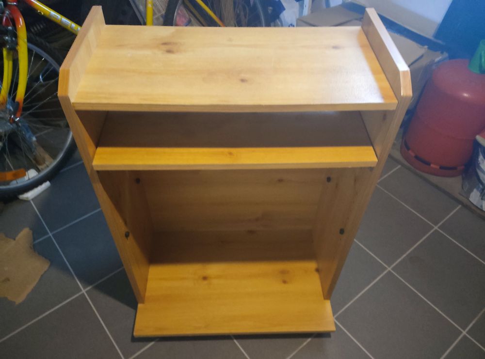 Meuble informatique sur roulettes Meubles