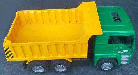 camion benne MAN 45cm vert/jaune
12.5 Mirecourt (88)