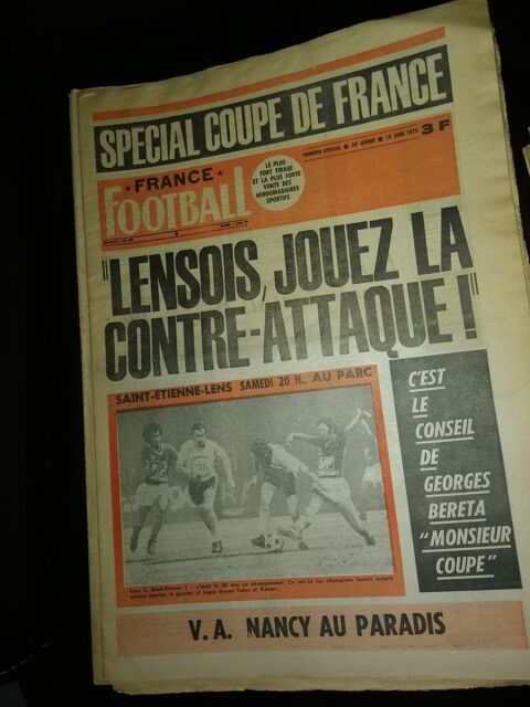 REVUES   FRANCE  FOOTBALL 100 Toulouse (31)