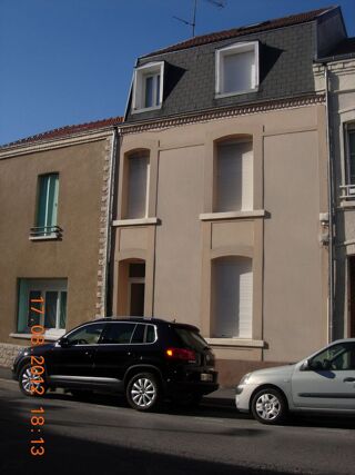 Appartement à louer 2 pièces 24 m²