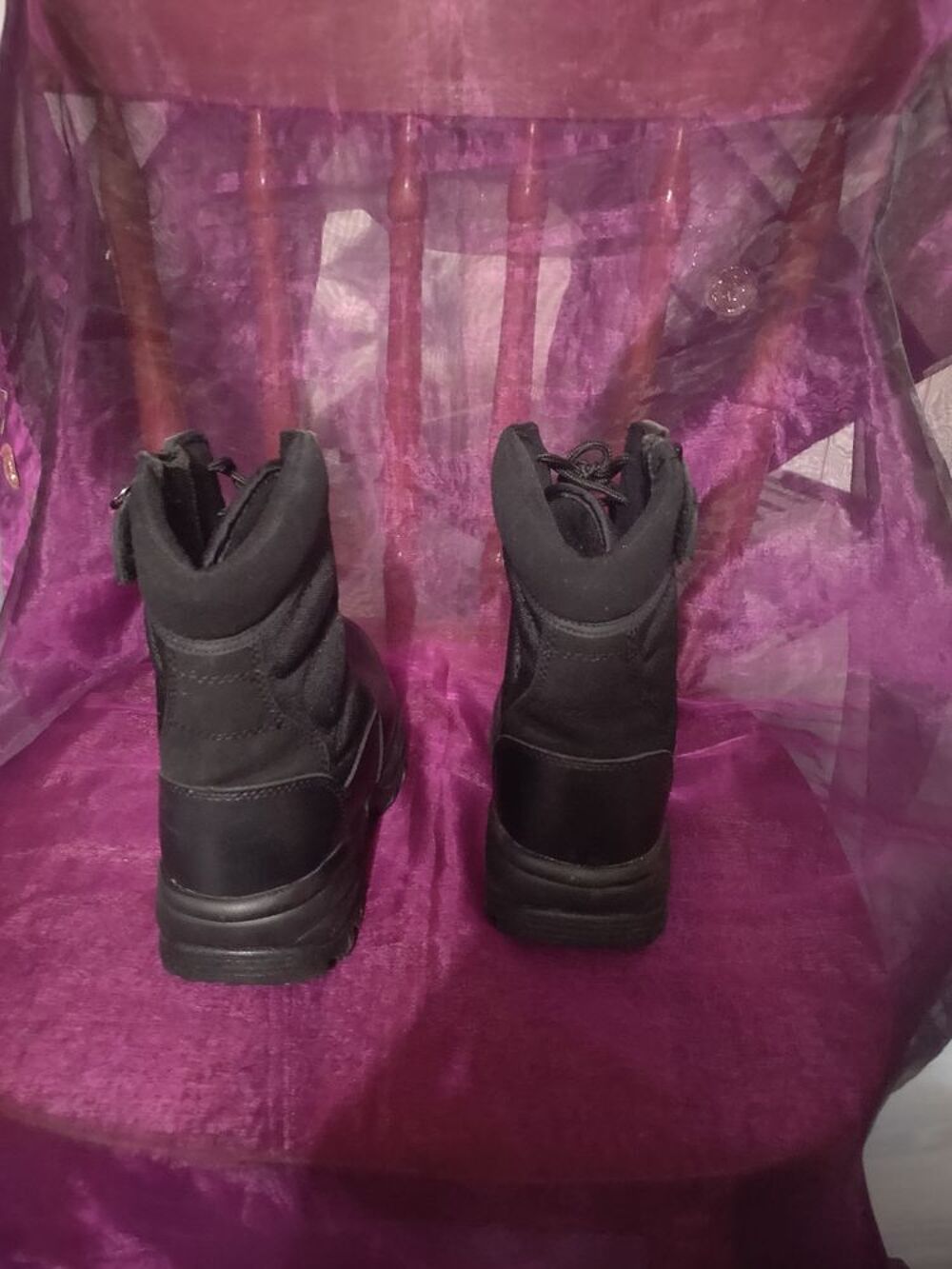 Chaussures de s&eacute;curit&eacute; montantes Chaussures