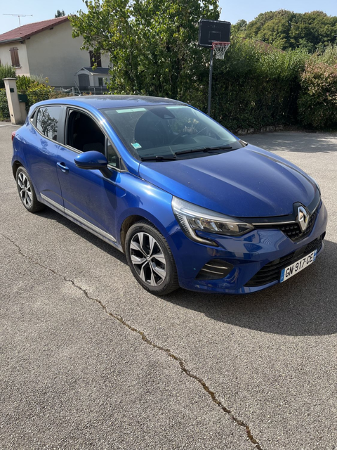 Renault Clio V Clio Blue dCi 100 Evolution 2023 occasion Bourg-en-Bresse 01000