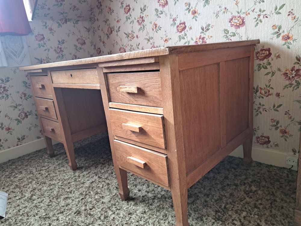 Bureau en bois clair Meubles