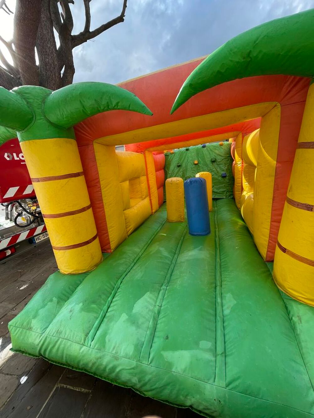 Ch&acirc;teau gonflable avec soufflerie Jeux / jouets