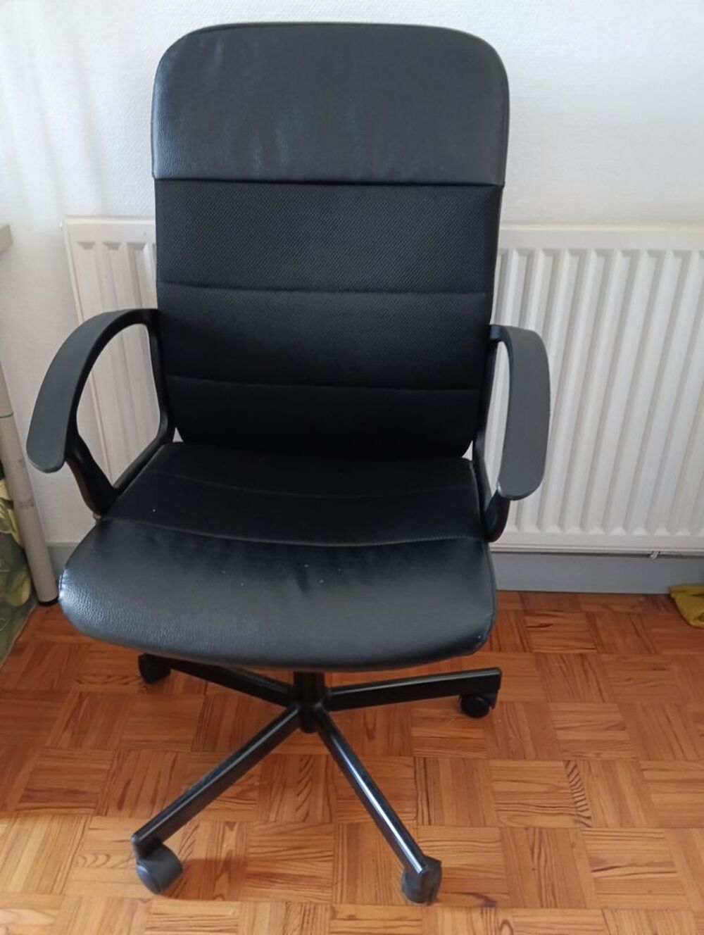fauteuil de bureau pivotant bon &eacute;tat Meubles