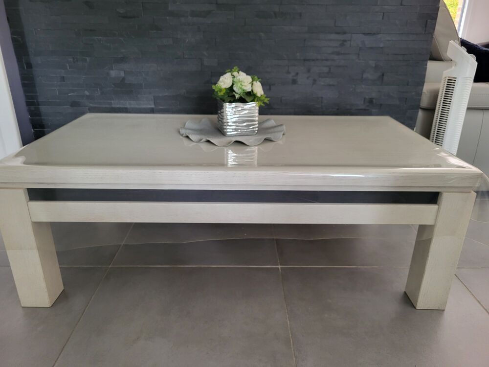 Table basse Meubles