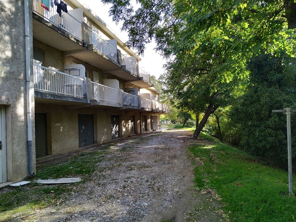   Gréoux station thermale T1 de 28m2 climatisé 
rivière lacs Provence-Alpes-Côte d'Azur, Gréoux-les-Bains (04800)