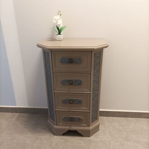 Chiffonnier 4 tiroirs relook� 150 V�nissieux (69)