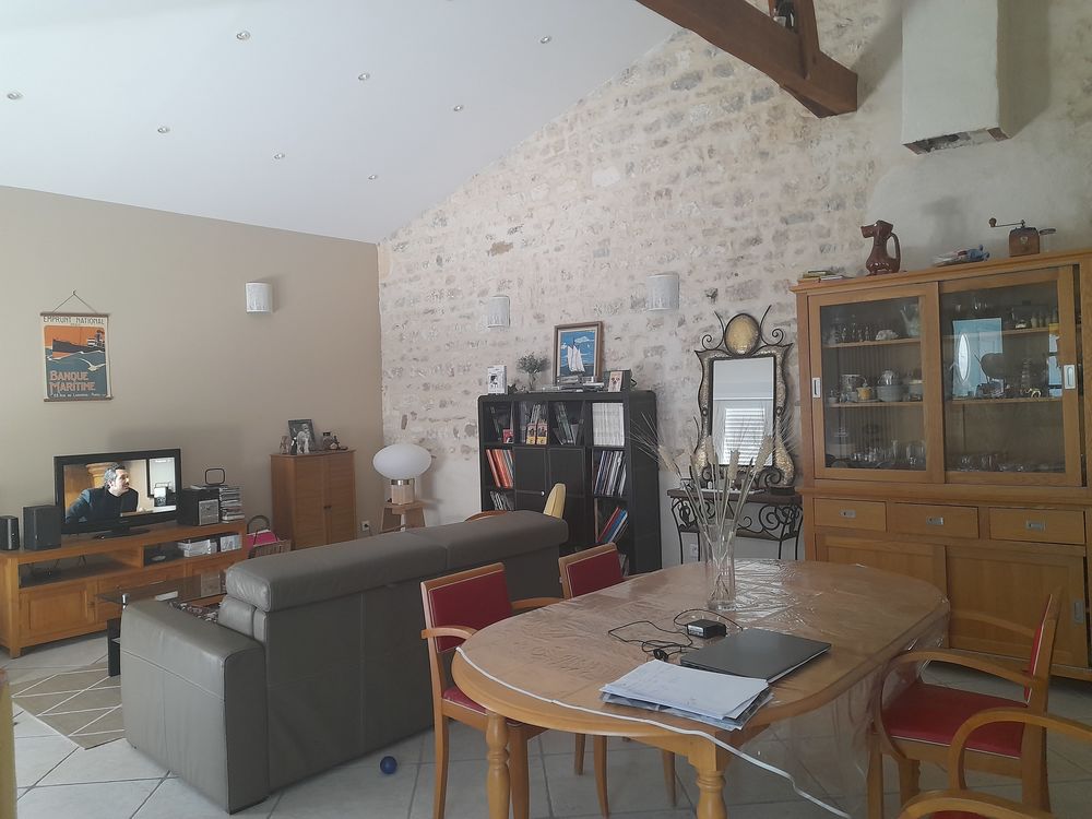 Vente Maison Maison plein F3  très  bien entretenue proche du centre vill Rochefort