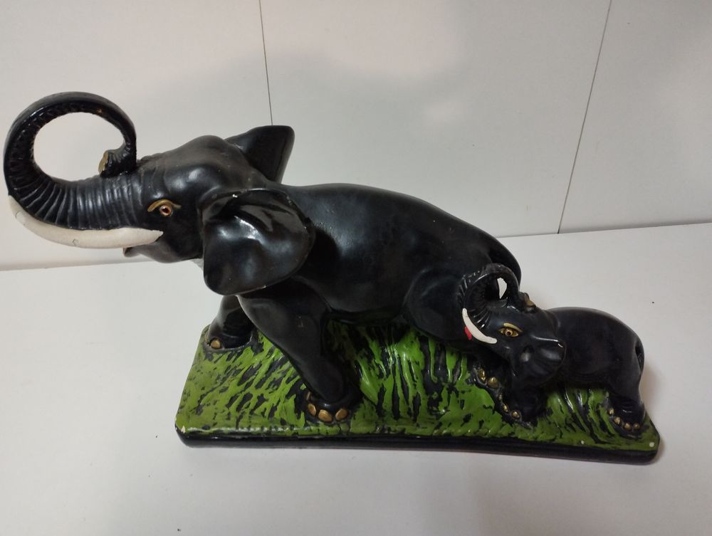 El&eacute;phant de pl&acirc;tre Décoration