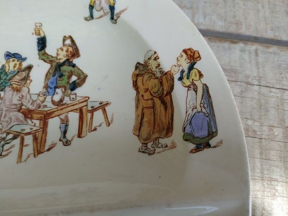 Assiette Fa&iuml;ence de Longwy Sc&egrave;ne Humoristique Taverne ca1880 Décoration