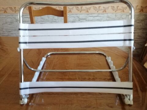2 CALES REGLABLES POUR LIT OU LA PLAGE Monteux (84)
