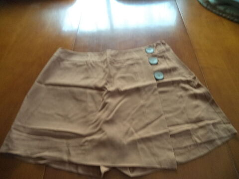 Jupe short neuve 9 Perros-Guirec (22)