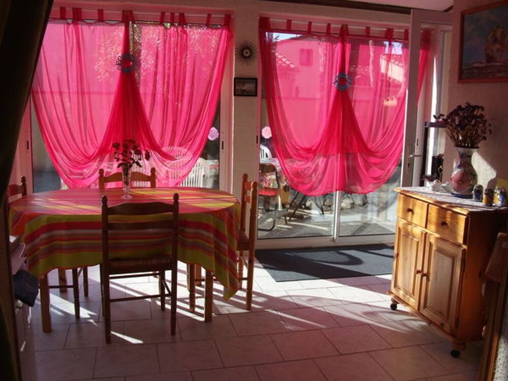   COURSES ET PLAGE A PIED * 2 CH * PARKING privé *WI-FI* Vacances  / Offres de location 