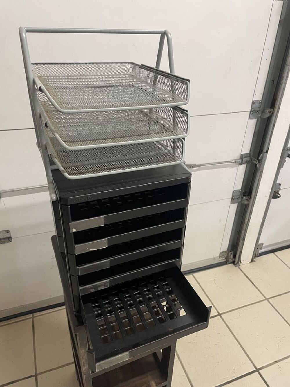 Equipement de bureau Meubles
