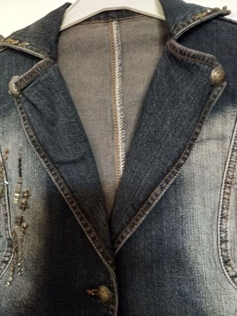 Blouson court en jeans avec strass 8 Montebourg (50)