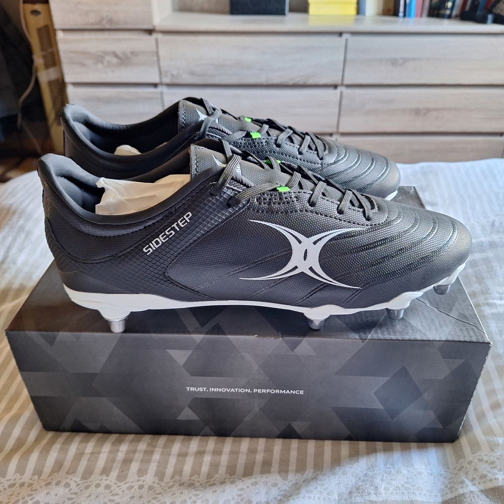 Chaussures de rugby Gilbert Sidestep Noires Neuves Sports