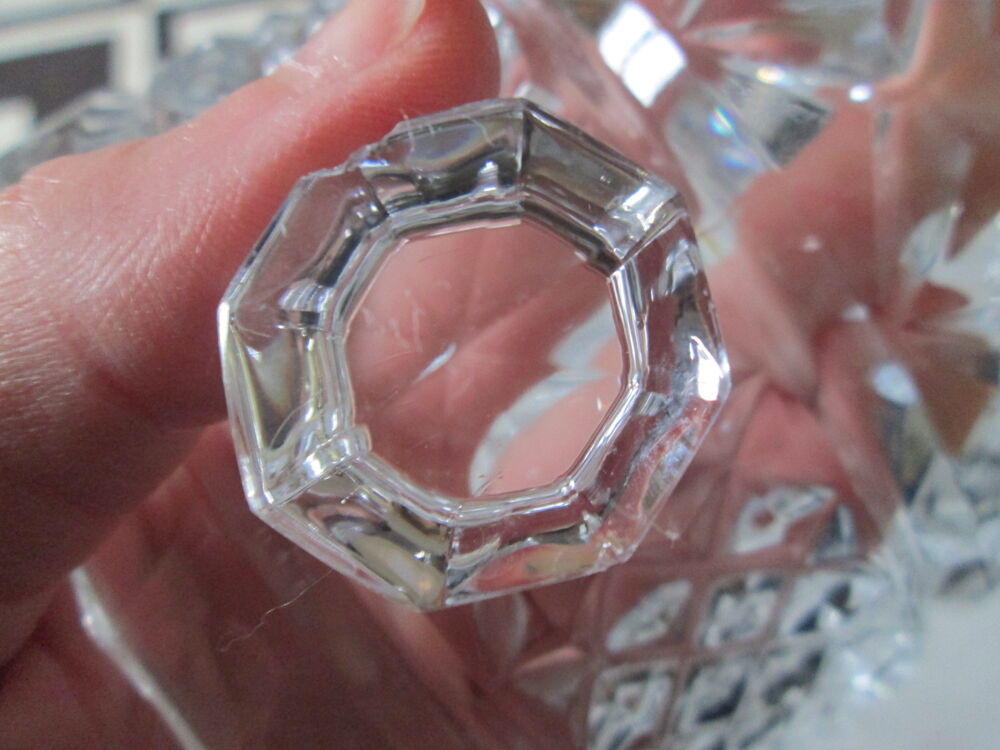 Vase en cristal taill&eacute; Décoration