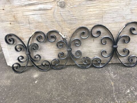  D�cor fer forg� volute papillon 250x250 mm en plat de 16x4 Thionville (57)