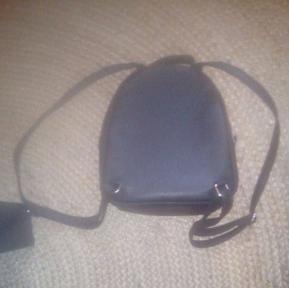 petit sac &agrave; dos noir Maroquinerie