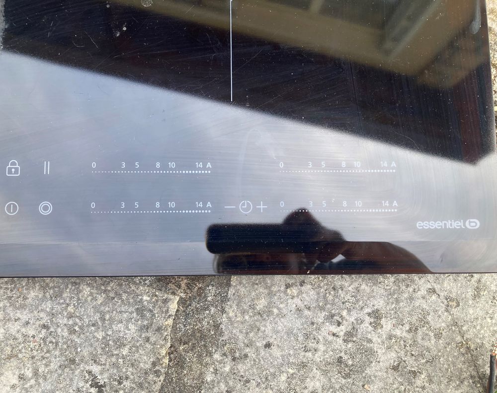 Plaque cuisson vitroc&eacute;ramique Electroménager