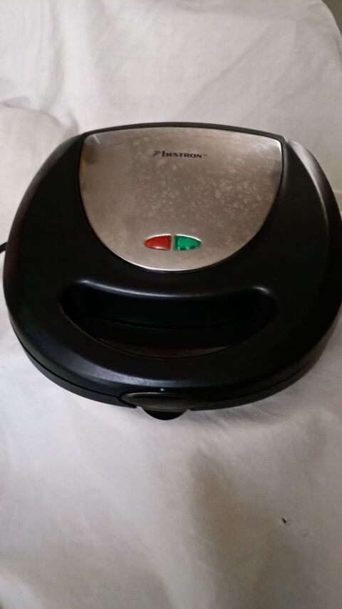 Appareil pour faire des cr�pes et croque monsieur et gaufres 15 Horbourg-Wihr (68)