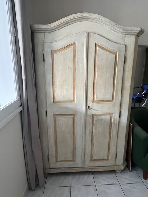 Armoire blanche patine 40 Aix-en-Provence (13)