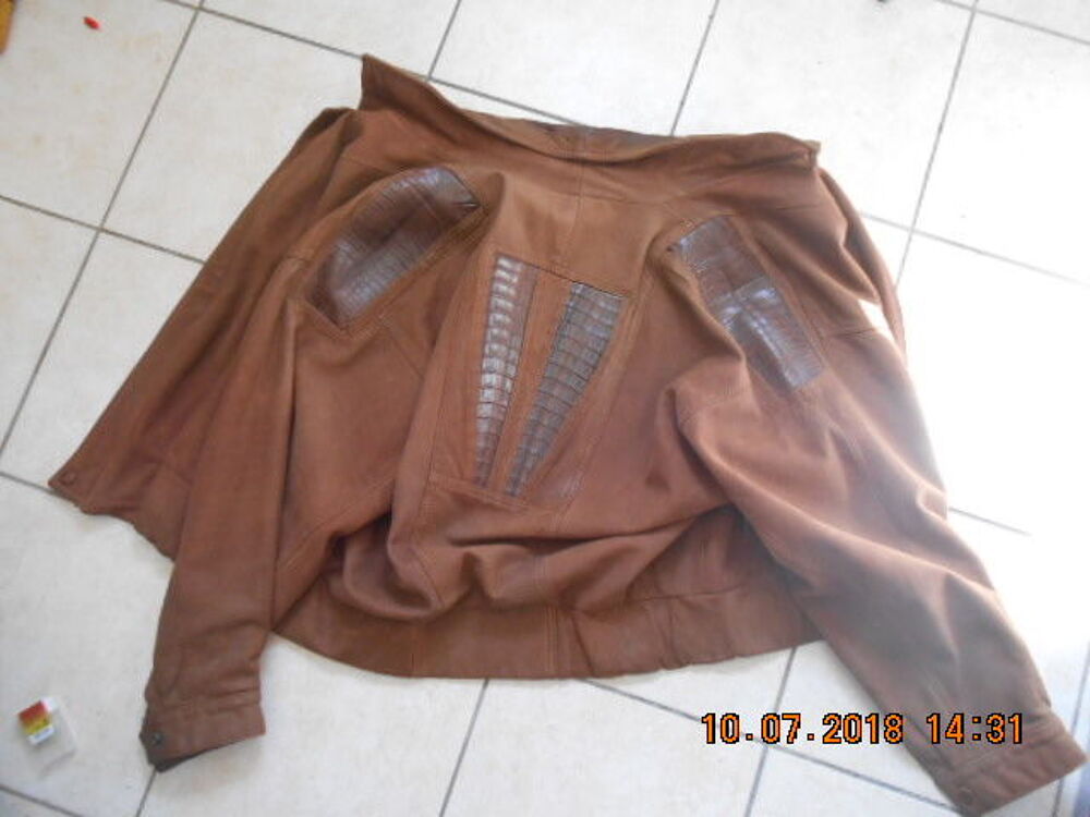 blouson peau &eacute;paisse Vêtements