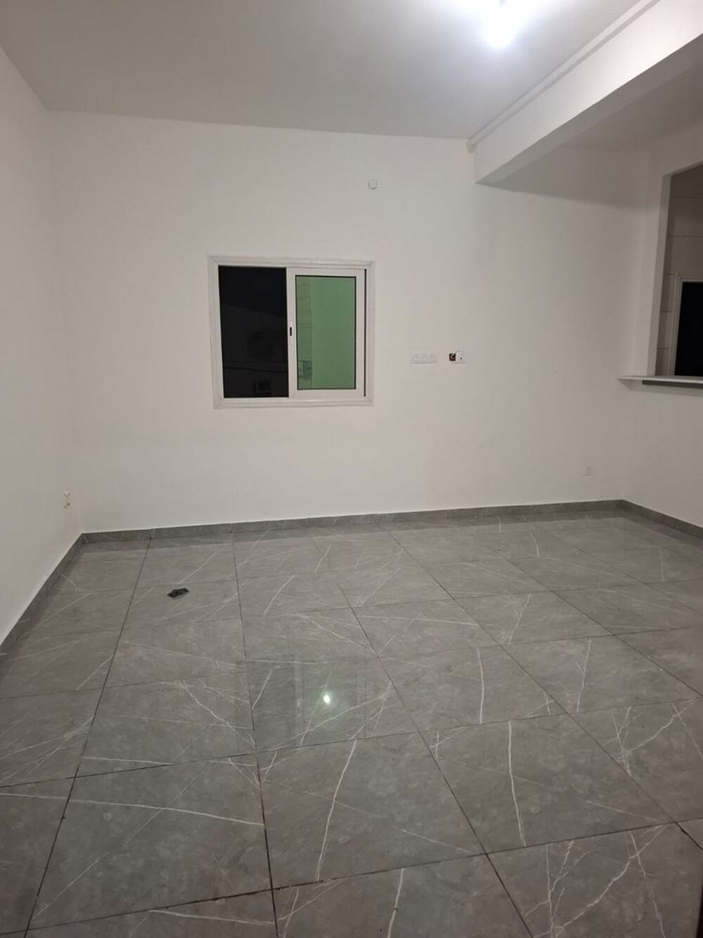 Location Appartement T3 à Moinatrindri, commune de Bouéni, Mayotte. Bouéni