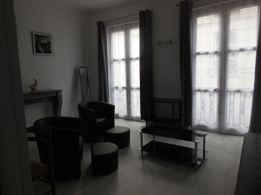 Location Appartement appartement meublé secteur piétonnier centre ville Blois Blois