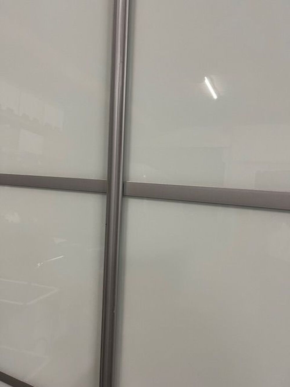 FACADE DE PLACARD COULISSANTE. Bricolage