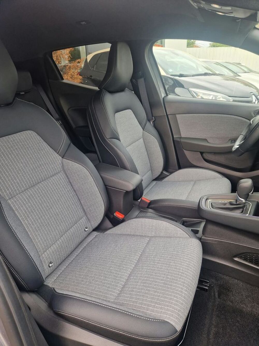 Clio V Clio E-Tech full hybrid 145 Techno 2023 occasion 16440 Roullet-Saint-Est&egrave;phe