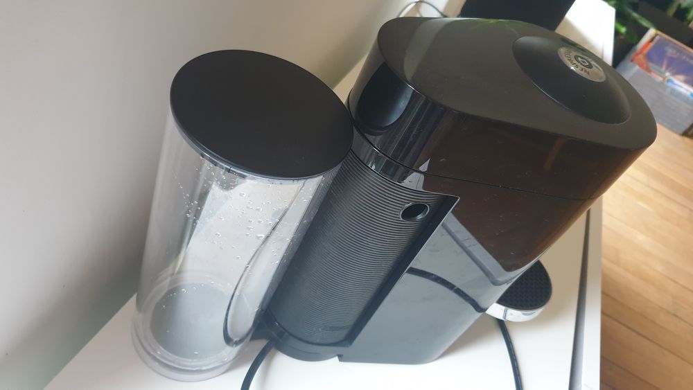 Cafeti&egrave;re VERTUO de NESPRESSO Electroménager