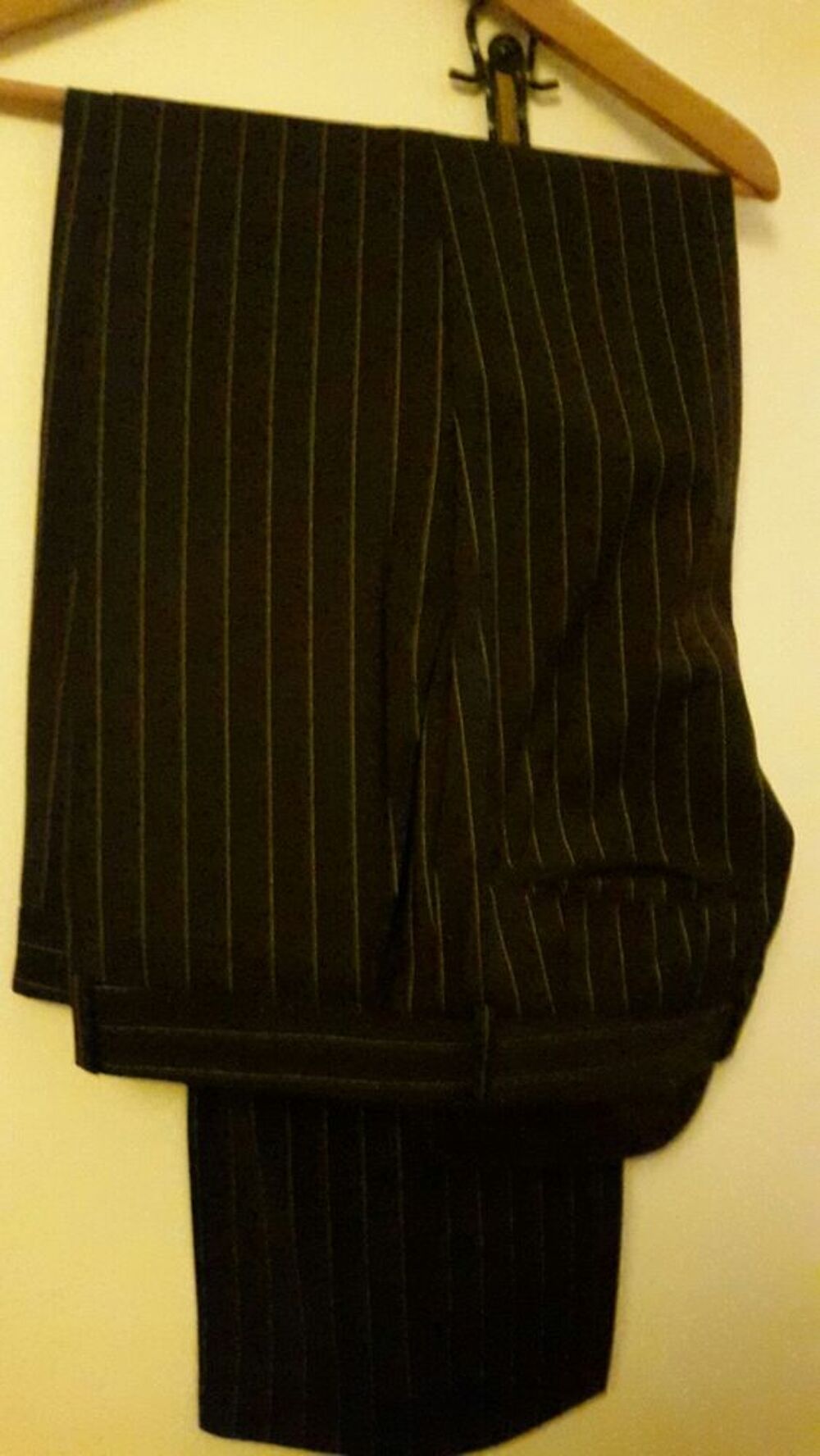 COSTARD HUGO BOSS. Vêtements