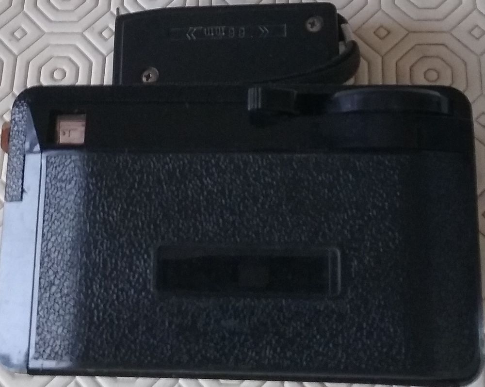 Ancien appareil photo kodak INSTAMATIC CAMERA 155X 