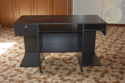 Bureau informatique 25 V�zeronce-Curtin (38)