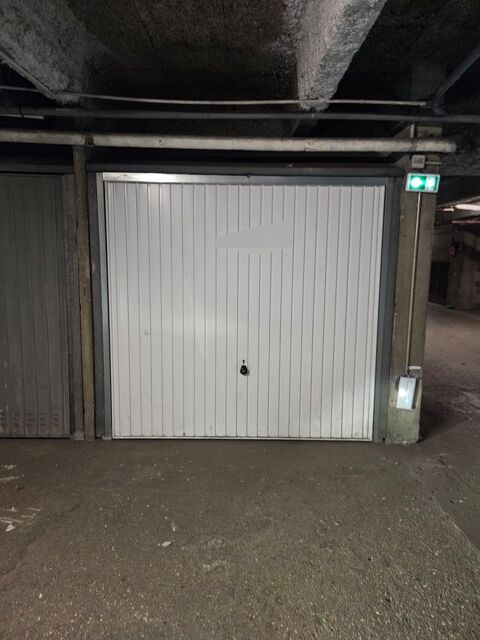 Parking / Garage � louer 12 m�