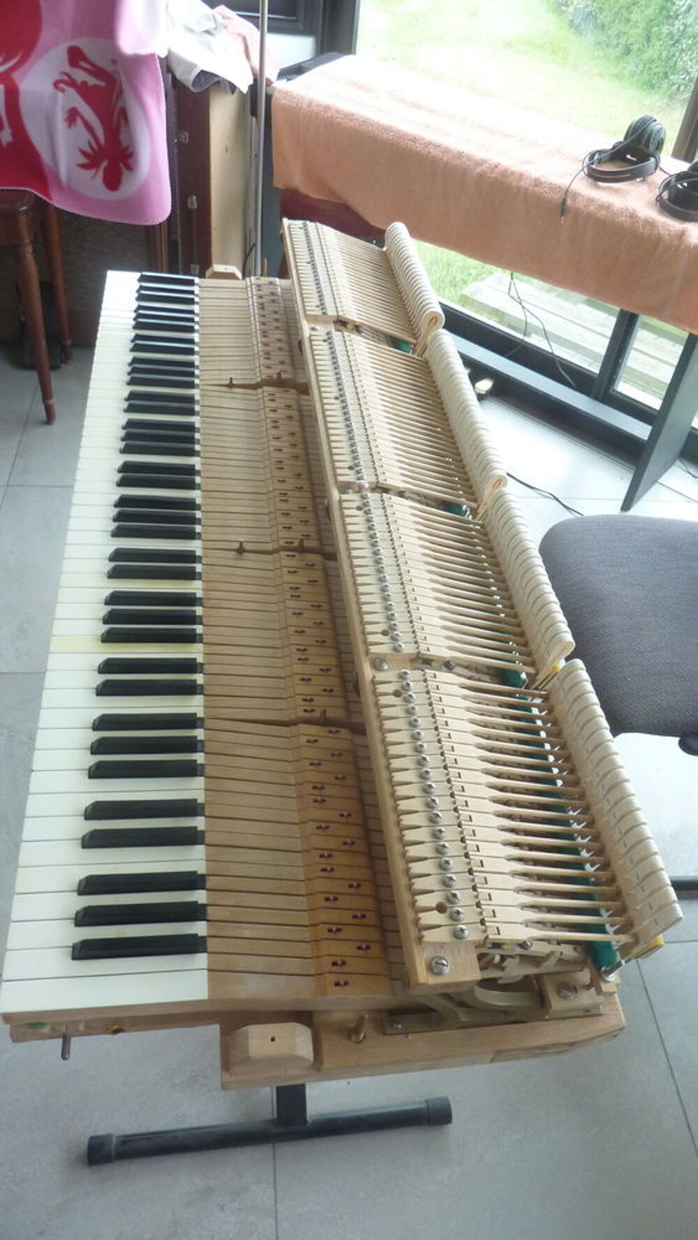 magnifique piano demi queue C.Beschtein B 203 de 1980 Instruments de musique