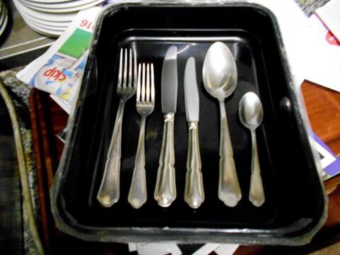 couvert en inox pro bonne qualit� (l'unit�) 2 Monflanquin (47)