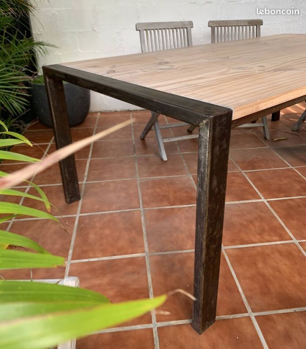 Table indus metal &amp; bois 8 &agrave; 10 pers. (2,14m x 1,07m) Meubles