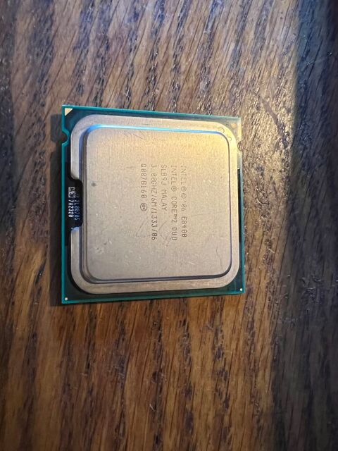 Processeur Intel 06 E8400 15 Arthaz-Pont-Notre-Dame (74)