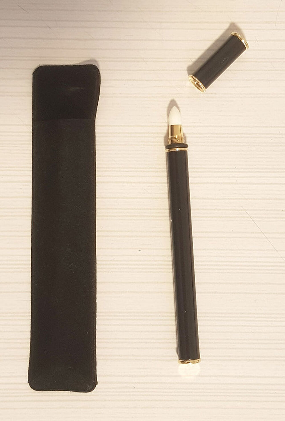 Stylo applicateur de parfum Bijoux et montres