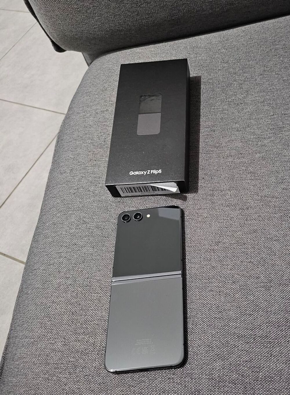 Samsung ZFLIP 5 512giga quasi neuf Téléphones et tablettes
