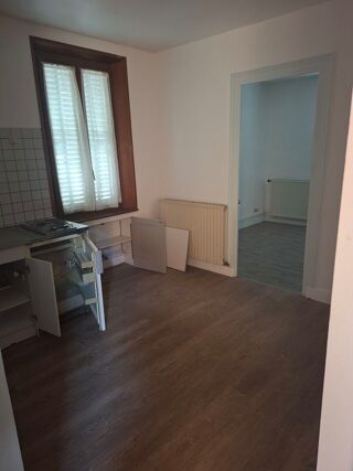  Appartement à louer 1 pièce 28 m²